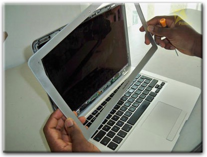 Замена экрана Apple MacBook в Бобруйске